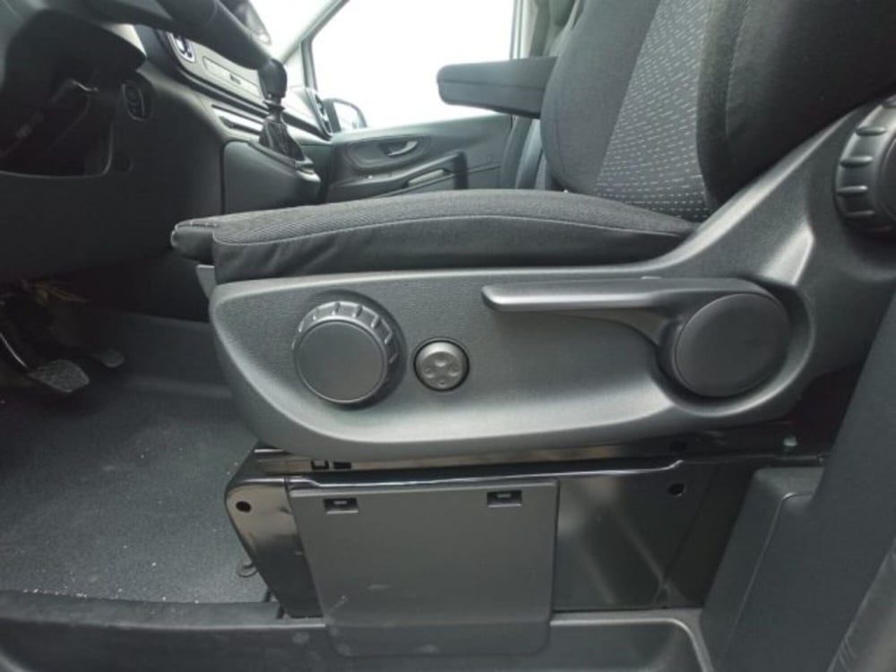 Mercedes-Benz Vito nuova a Potenza (9)