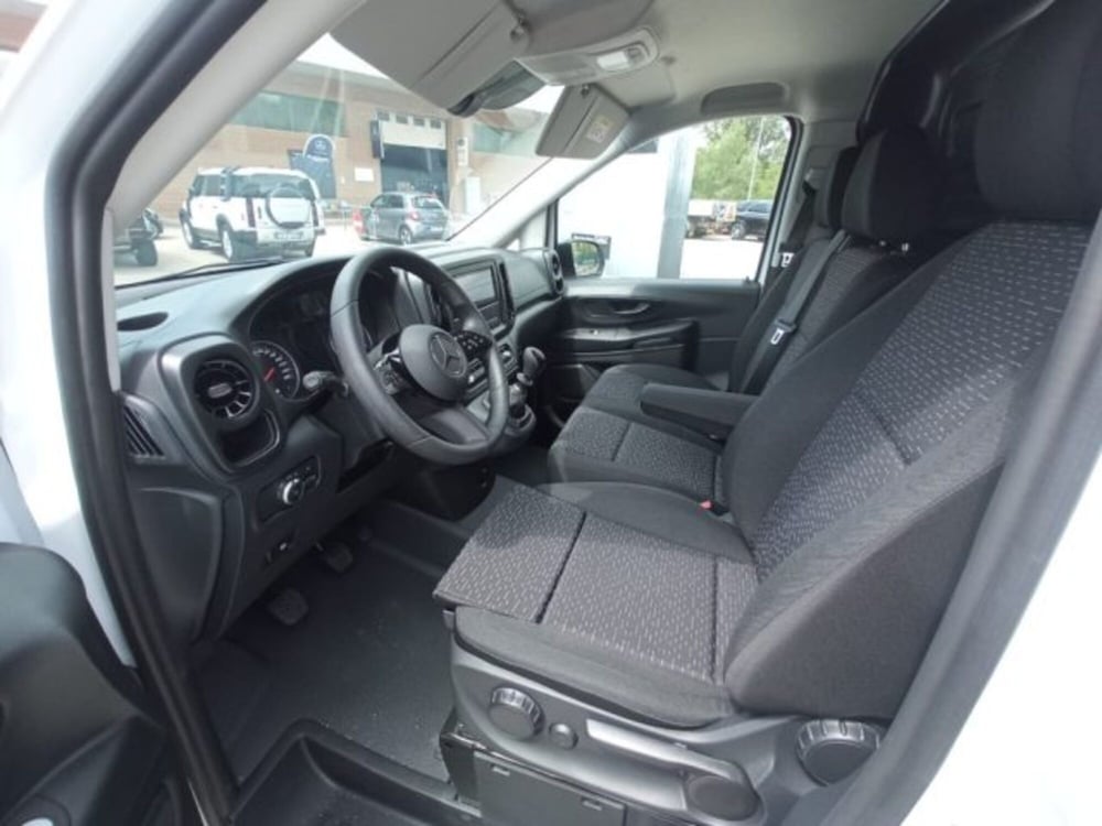 Mercedes-Benz Vito nuova a Potenza (10)