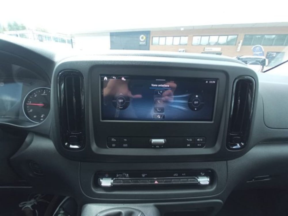 Mercedes-Benz Vito nuova a Potenza (12)