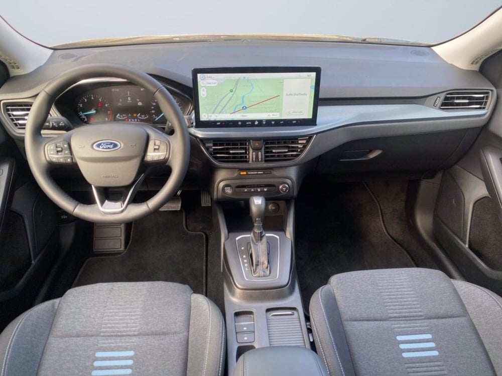 Ford Focus Station Wagon nuova a Milano (12)