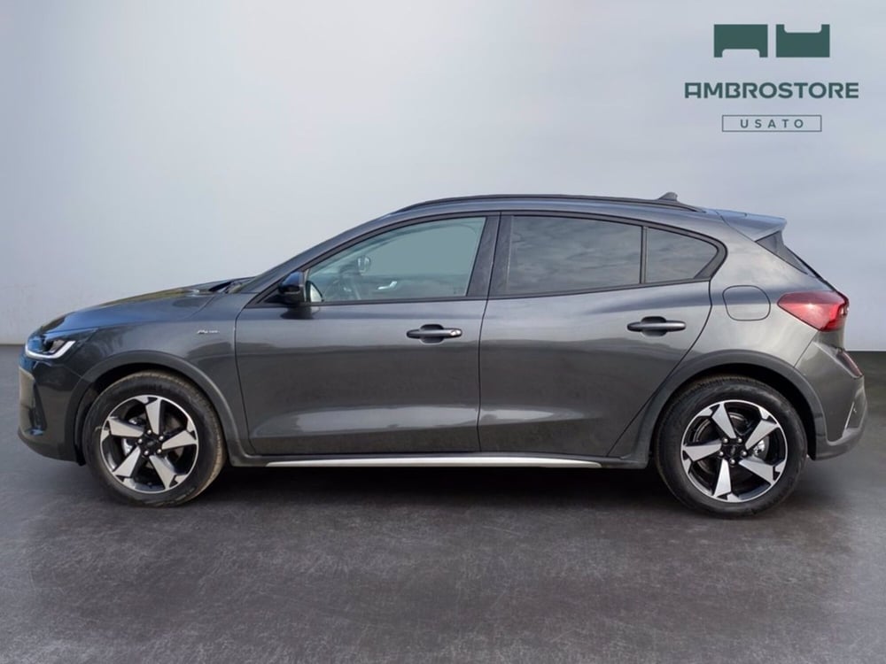 Ford Focus Station Wagon nuova a Milano (8)