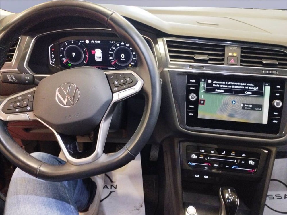 Volkswagen Tiguan usata a Milano (13)