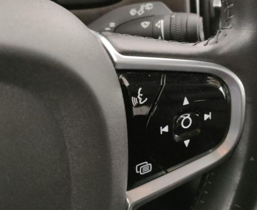 Volvo V90 Cross Country usata a Modena (18)