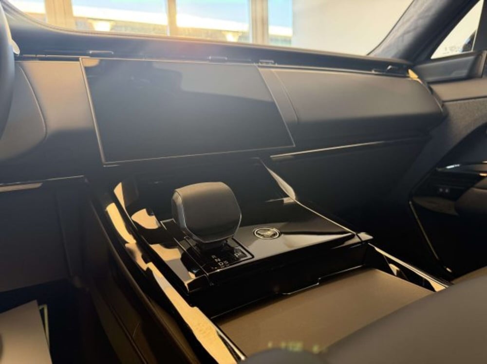Land Rover Range Rover Sport nuova a Torino (10)