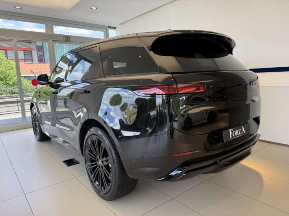 Land Rover Range Rover Sport nuova a Torino (13)