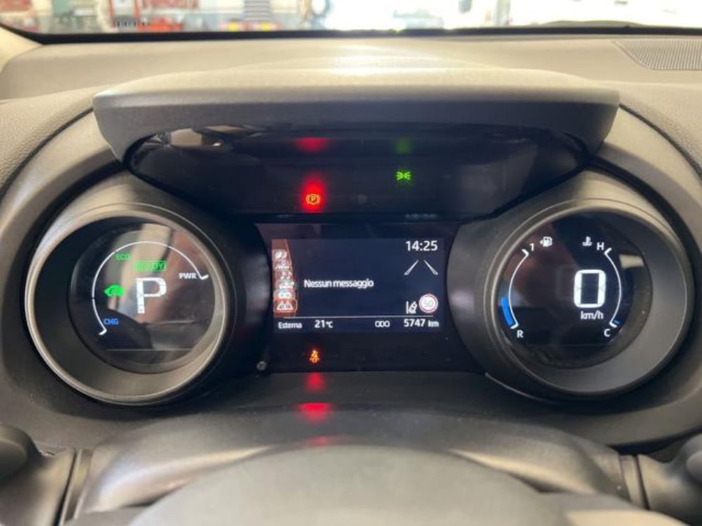 Toyota Yaris Cross usata a Vercelli (11)