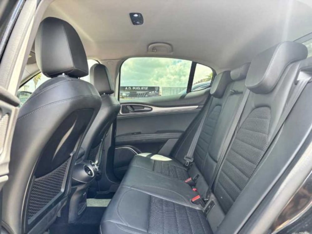 Alfa Romeo Stelvio usata a Caltanissetta (11)
