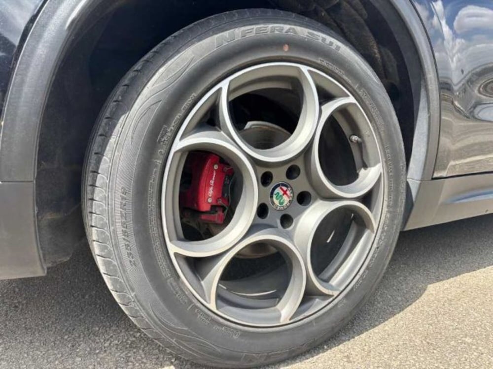 Alfa Romeo Stelvio usata a Caltanissetta (12)