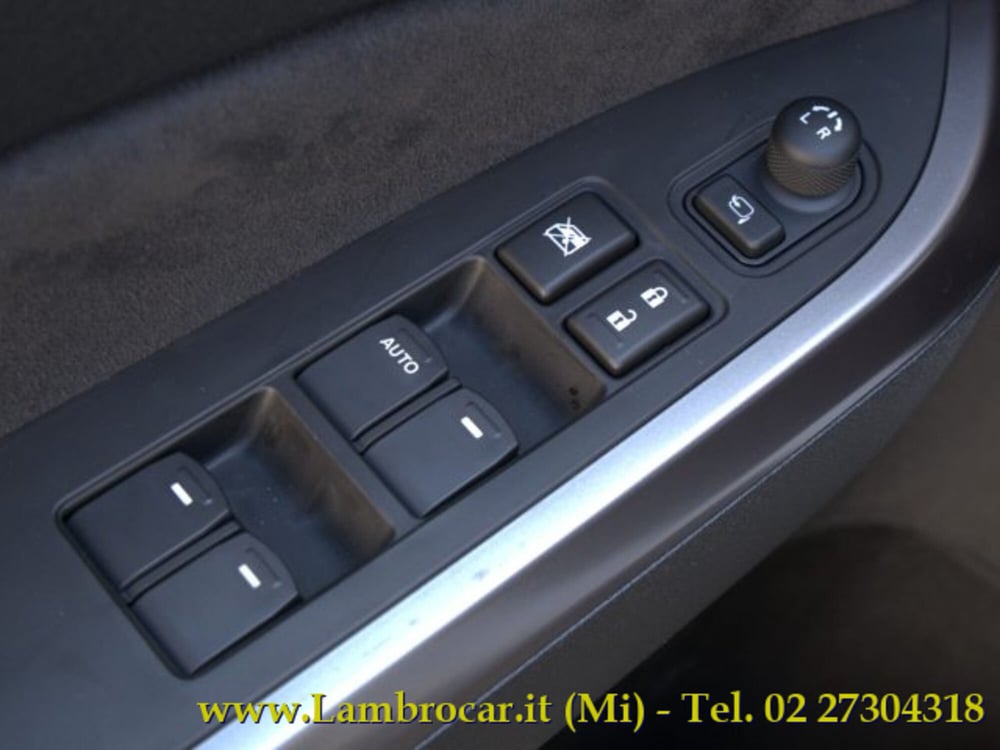Suzuki Vitara usata a Milano (16)