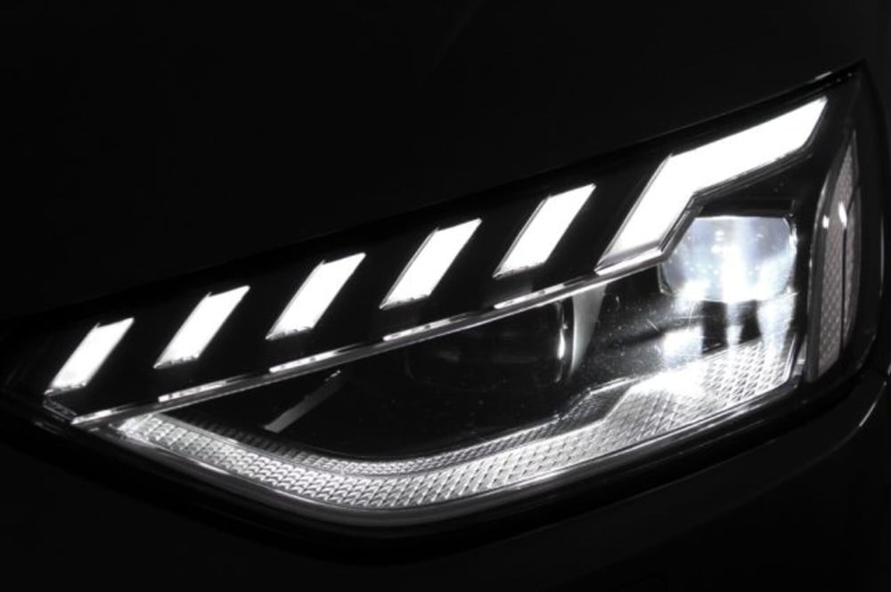 Audi A4 Avant usata a Novara (12)