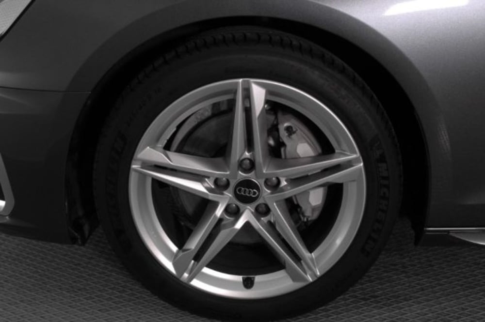 Audi A4 Avant usata a Novara (13)