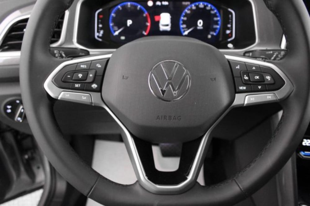 Volkswagen T-Roc nuova a Novara (14)