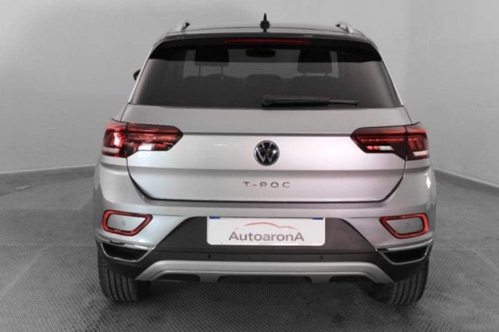 Volkswagen T-Roc nuova a Novara (5)