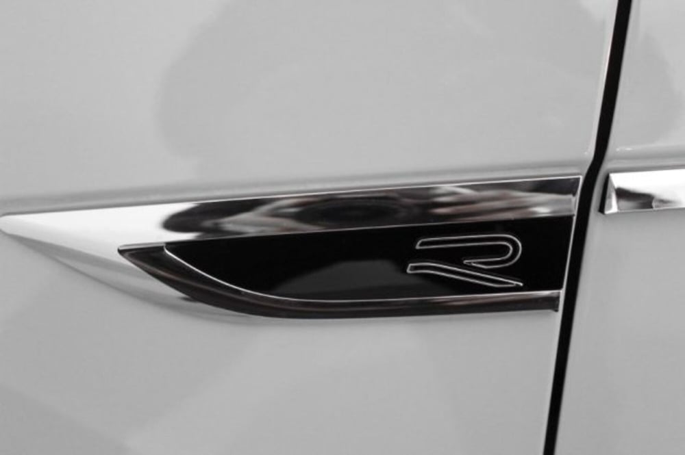 Volkswagen T-Roc nuova a Novara (16)