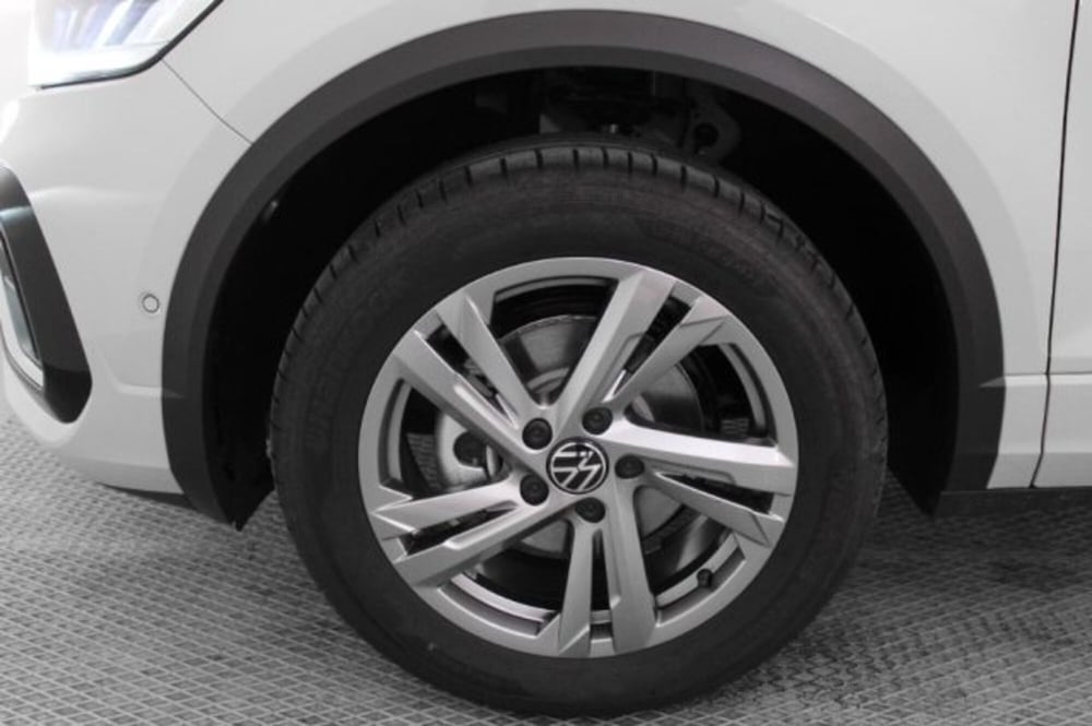Volkswagen T-Roc nuova a Novara (18)