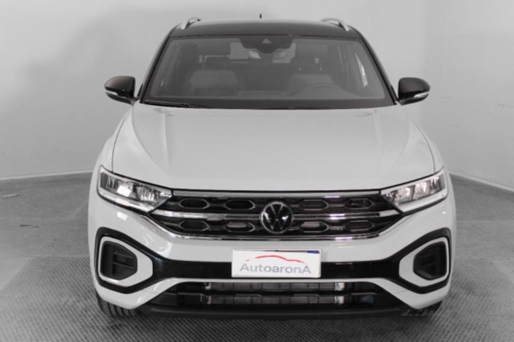 Volkswagen T-Roc nuova a Novara (2)
