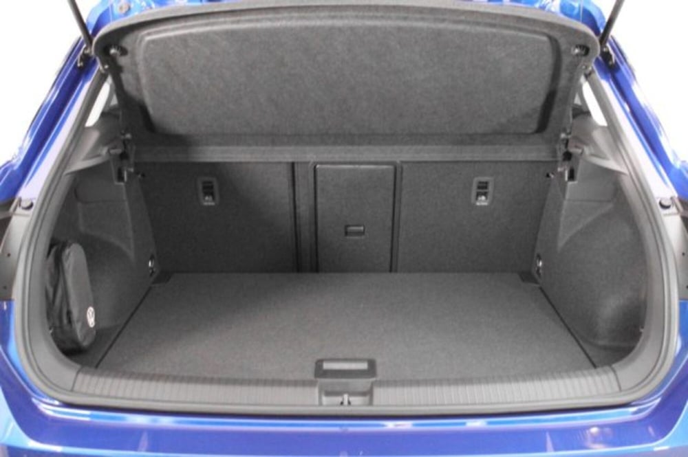 Volkswagen T-Roc nuova a Novara (11)