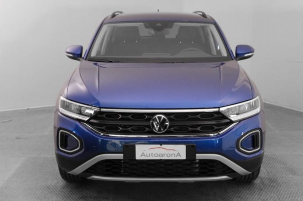 Volkswagen T-Roc nuova a Novara (2)