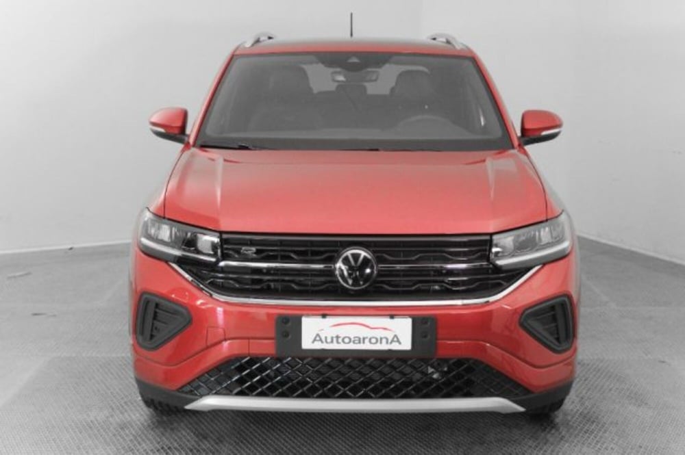 Volkswagen T-Cross nuova a Novara (2)