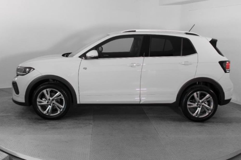 Volkswagen T-Cross nuova a Novara (3)