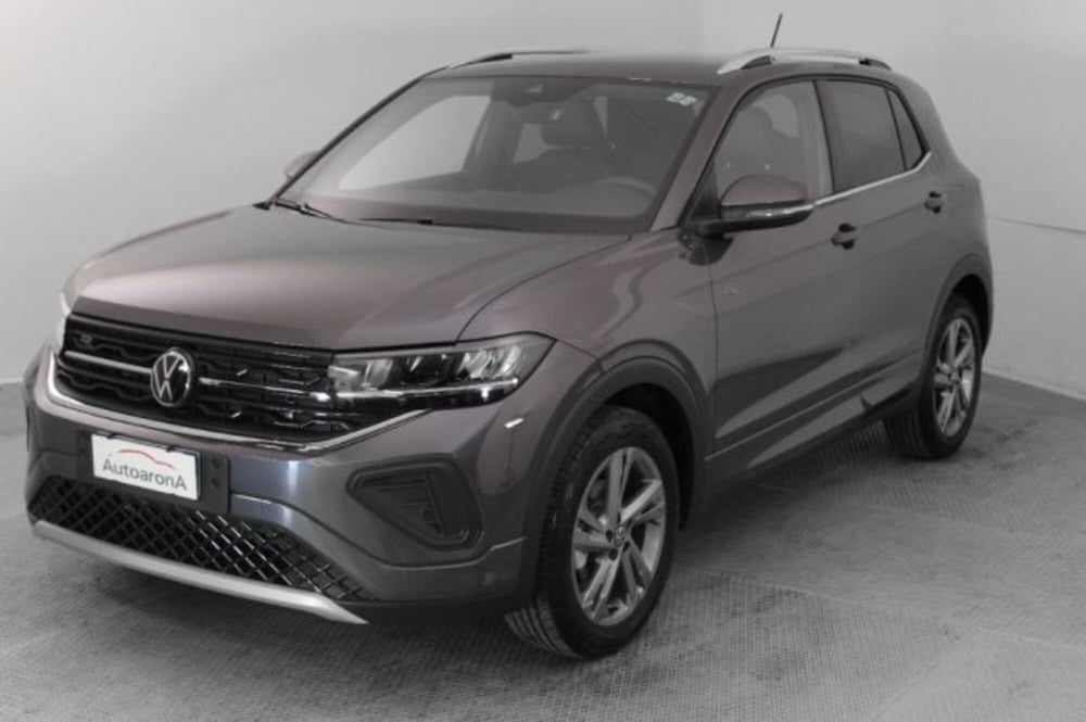 Volkswagen T-Cross nuova a Novara