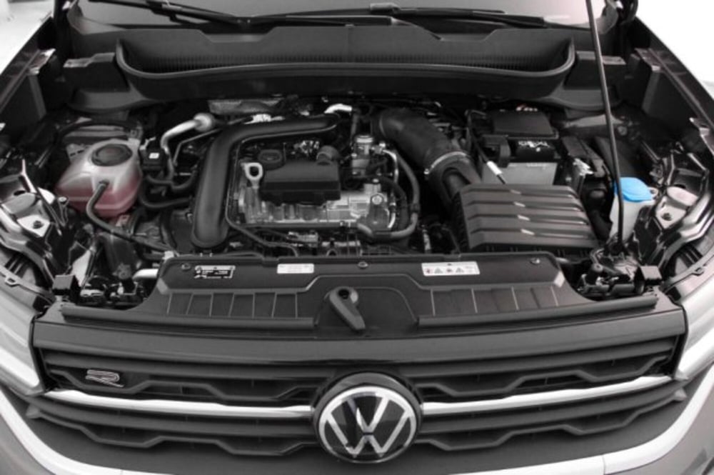 Volkswagen T-Cross nuova a Novara (10)