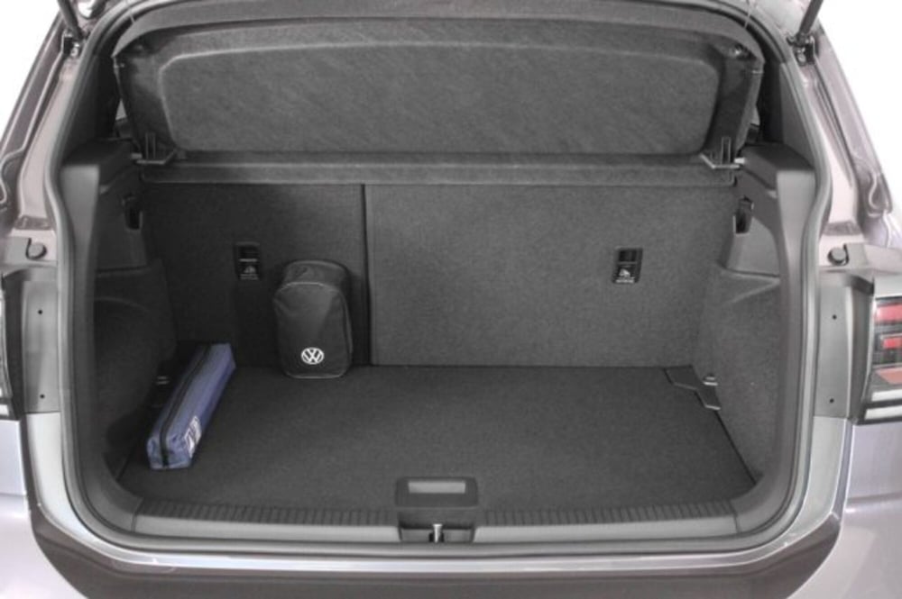 Volkswagen T-Cross nuova a Novara (11)