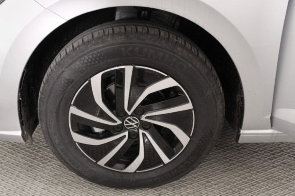 Volkswagen Polo nuova a Novara (15)