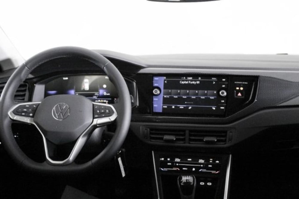 Volkswagen Polo nuova a Novara (6)