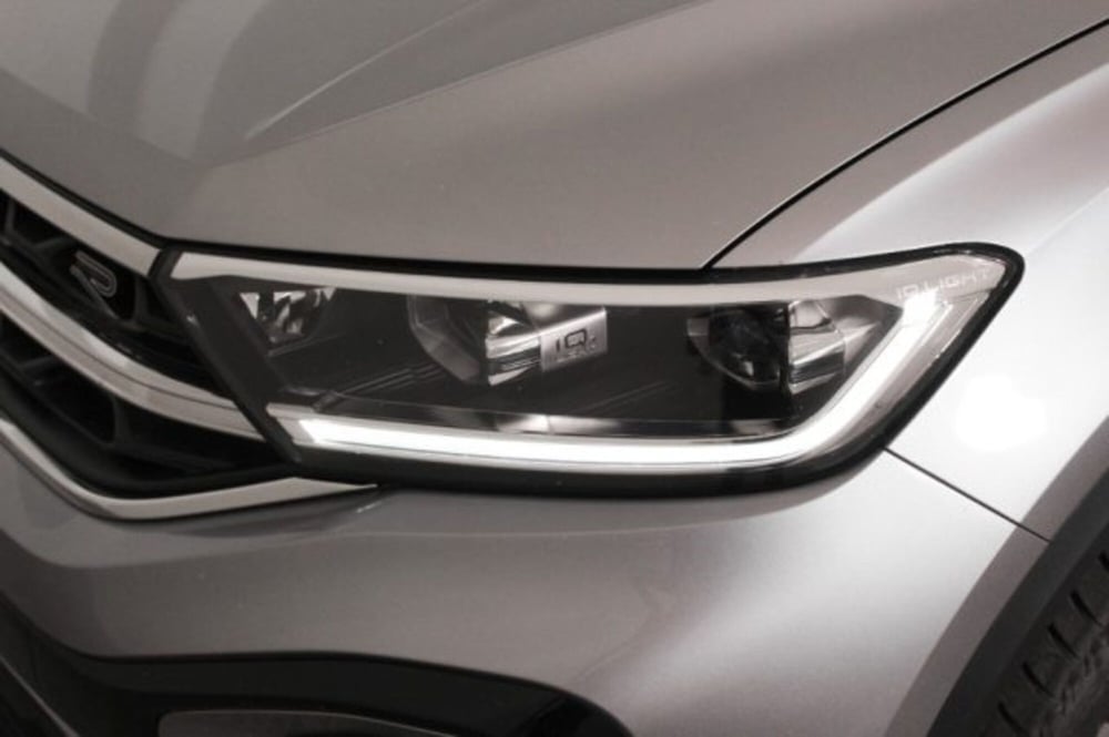 Volkswagen T-Roc nuova a Novara (14)
