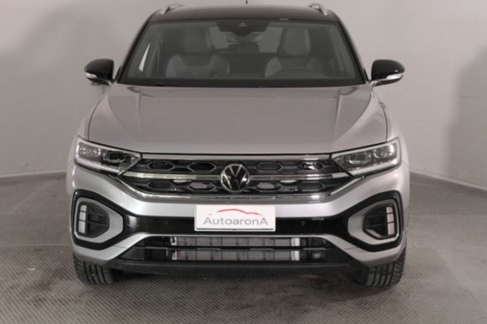 Volkswagen T-Roc nuova a Novara (2)