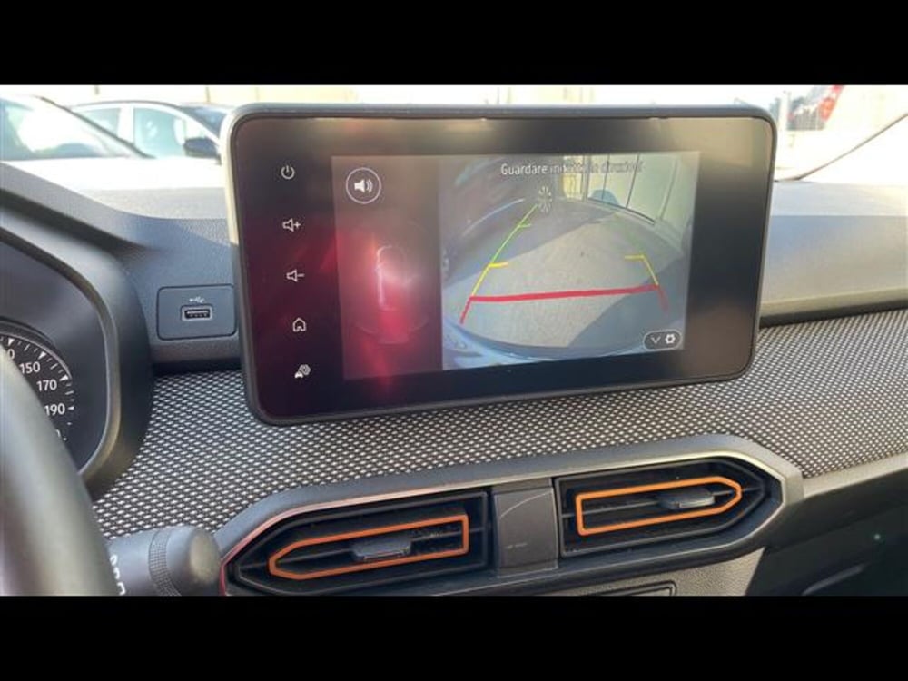 Dacia Sandero usata a Parma (9)