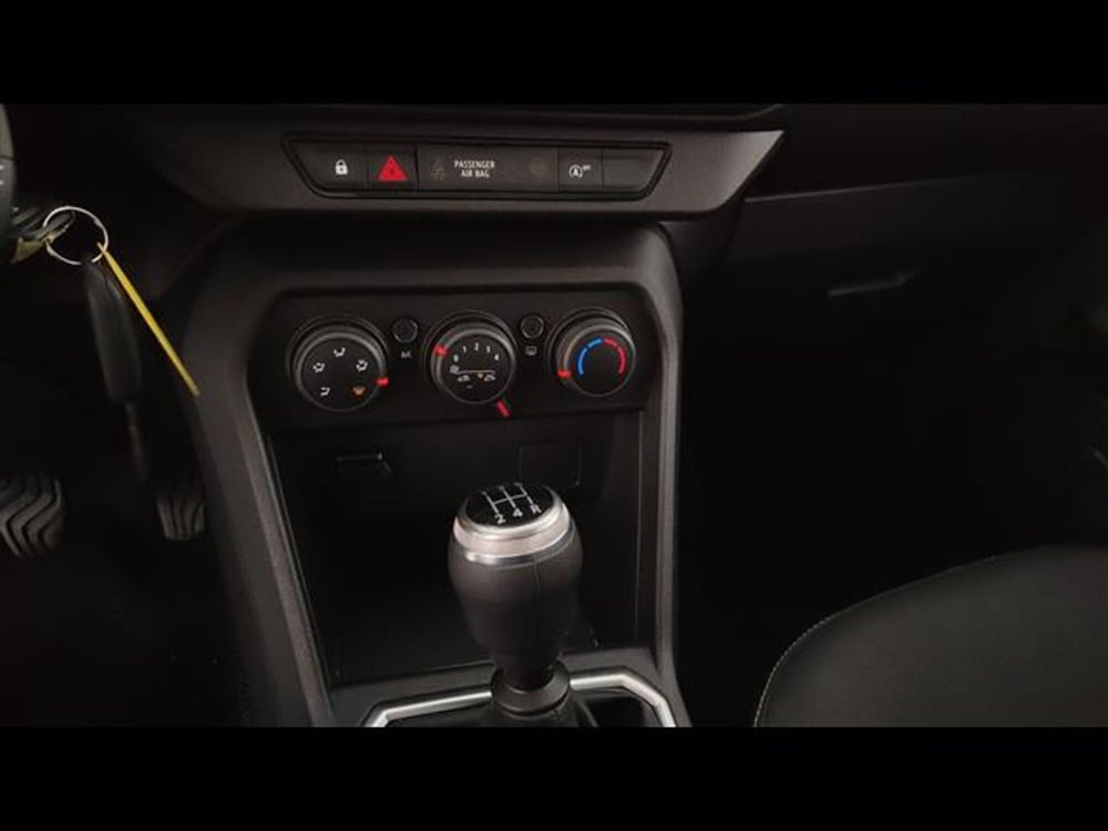 Dacia Sandero usata a Milano (12)