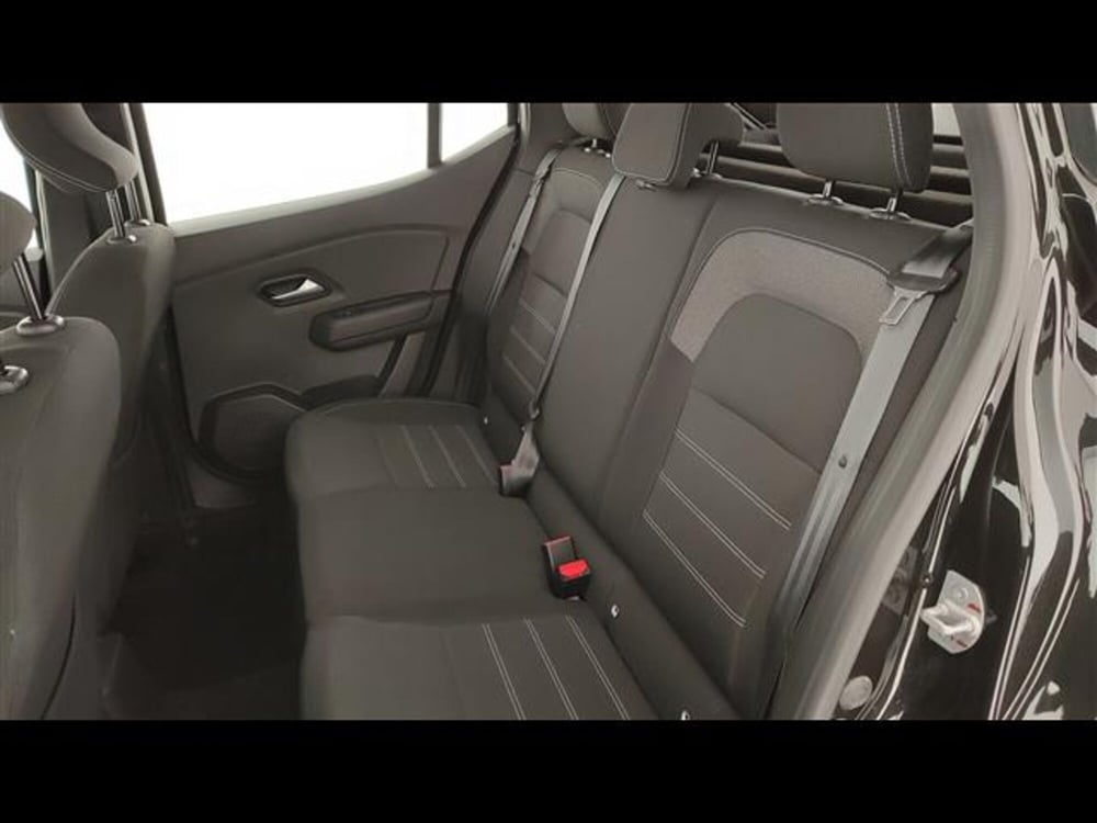 Dacia Sandero usata a Milano (9)