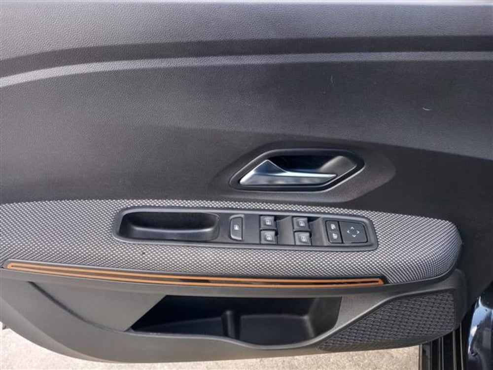 Dacia Sandero usata a Firenze (6)
