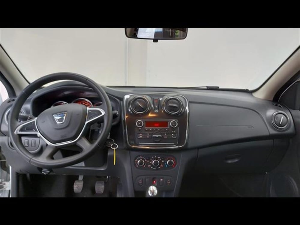 Dacia Sandero usata a Asti (10)