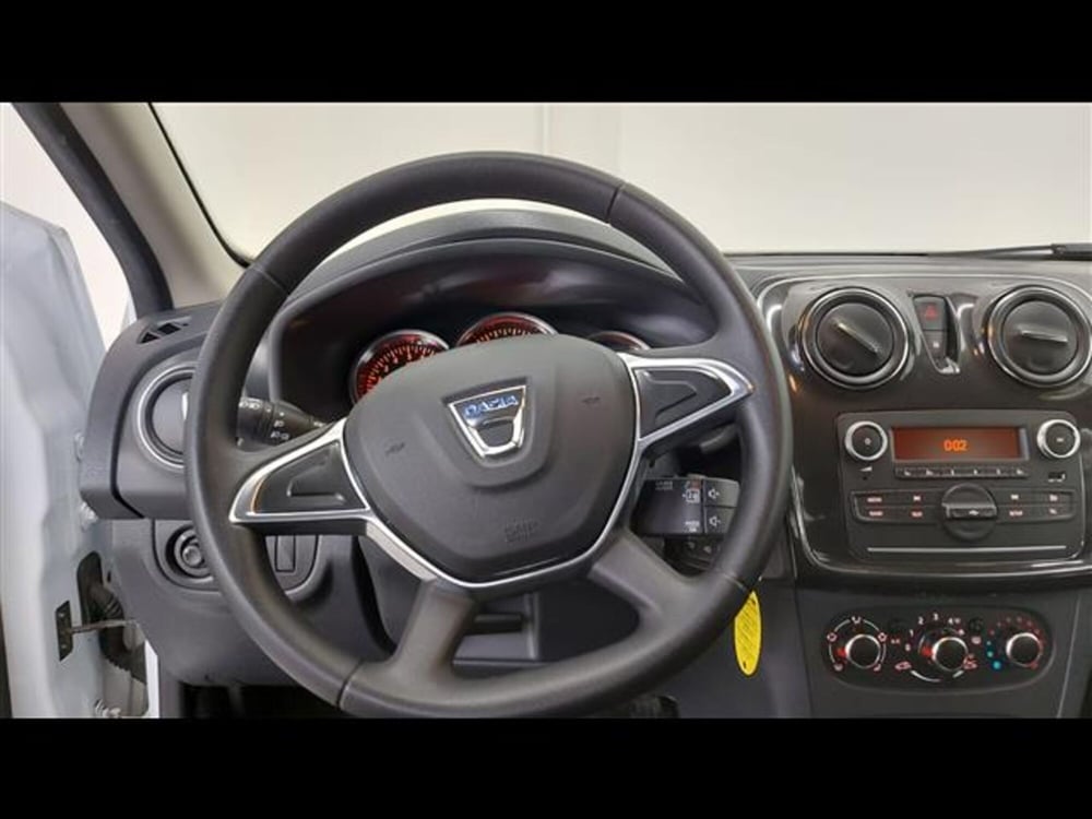 Dacia Sandero usata a Asti (11)