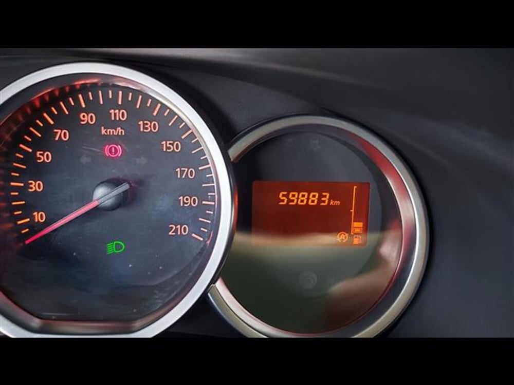 Dacia Sandero usata a Asti (12)