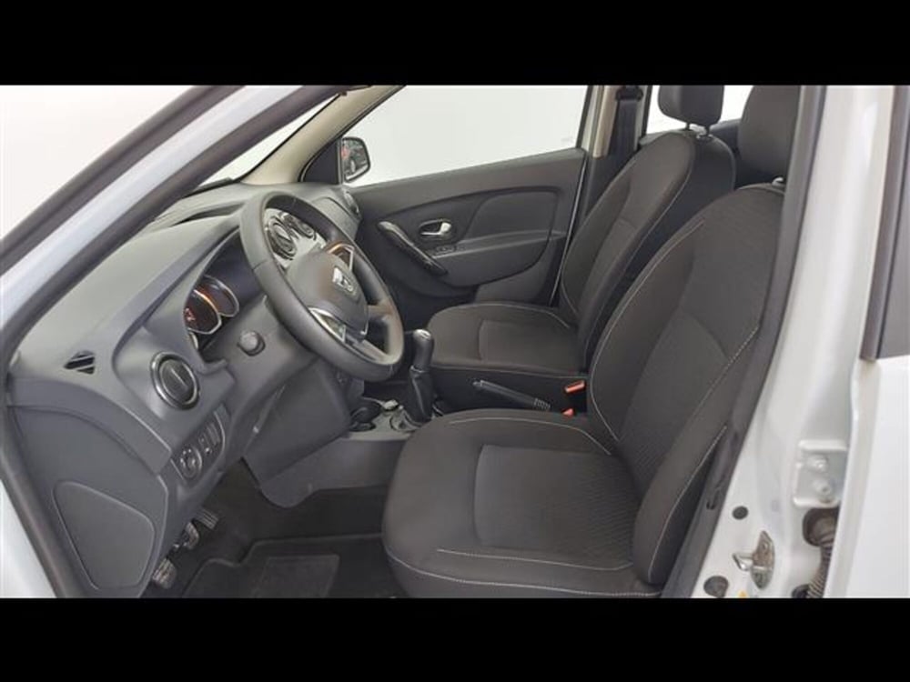 Dacia Sandero usata a Asti (9)