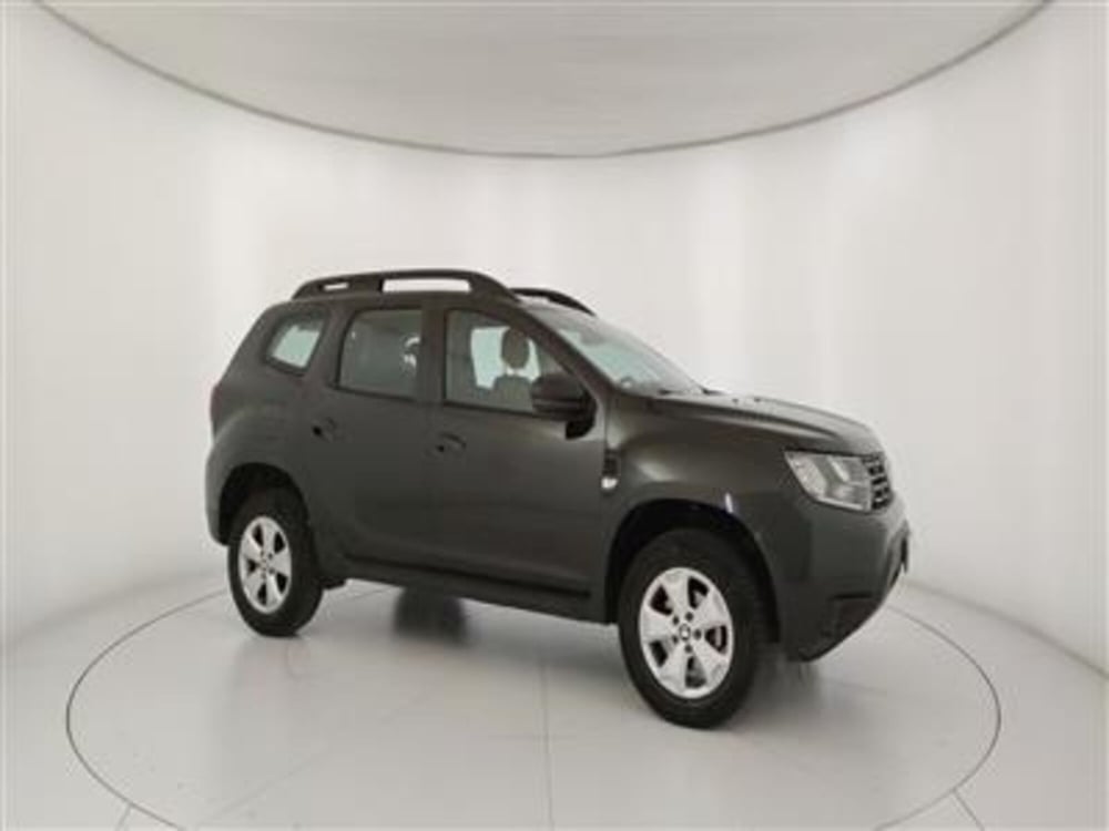 Dacia Duster usata a Bari (10)