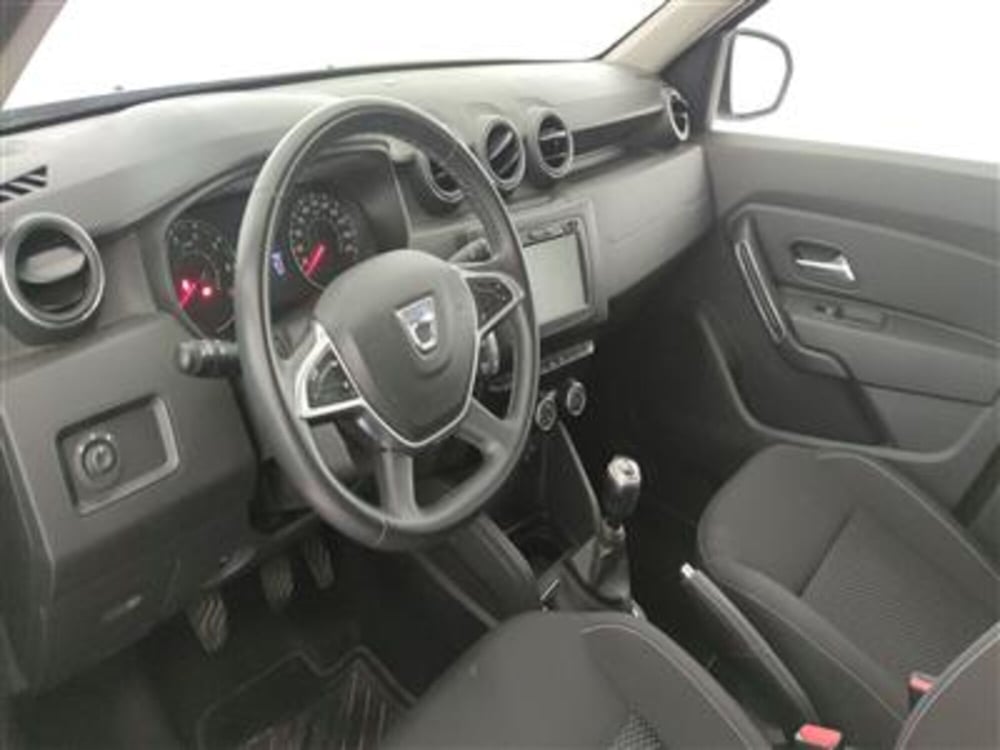 Dacia Duster usata a Bari (14)