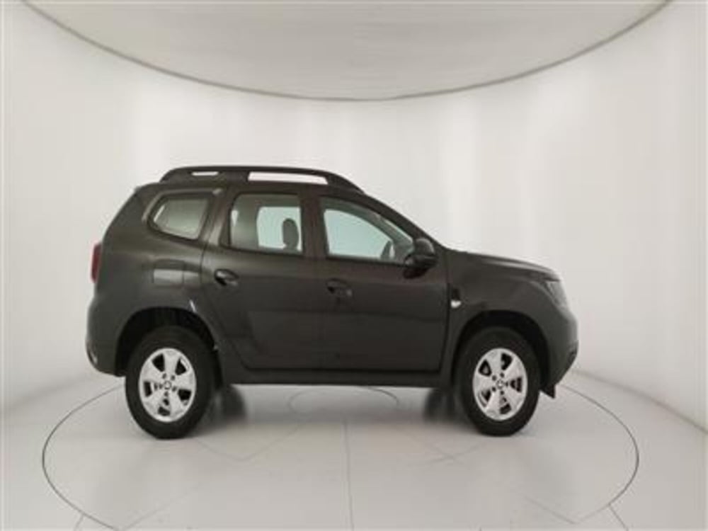 Dacia Duster usata a Bari (9)