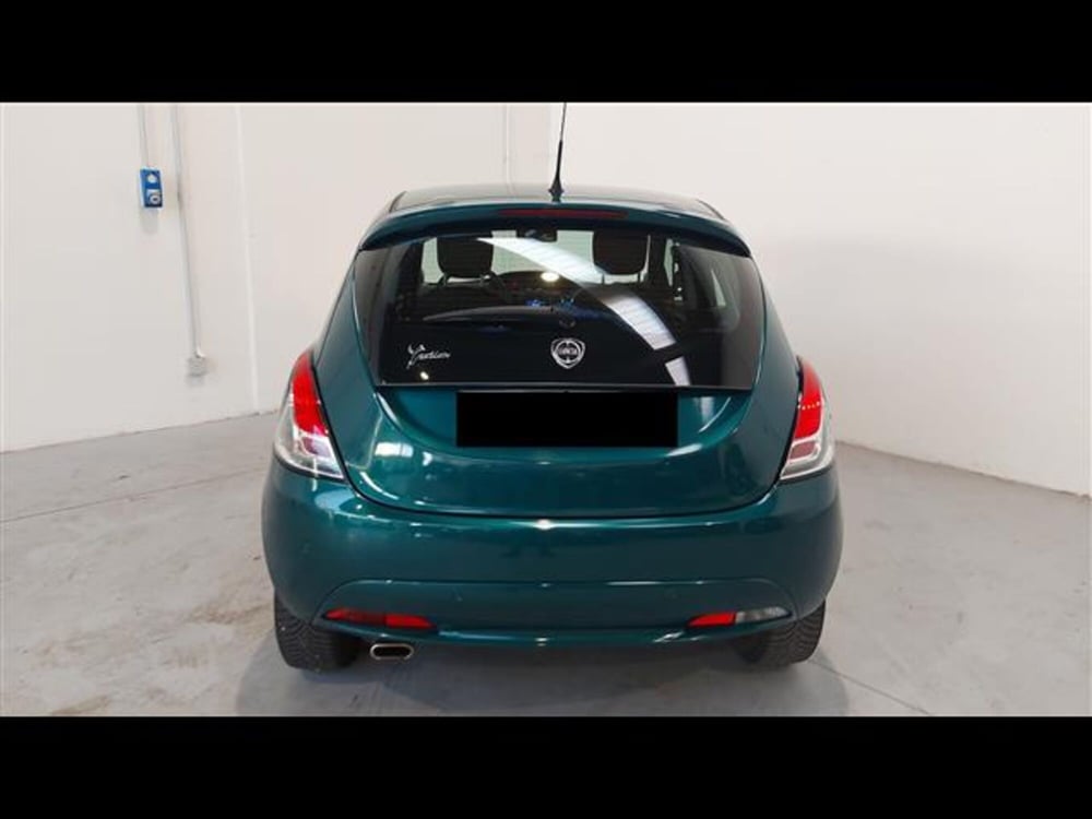Lancia Ypsilon usata a Asti (4)