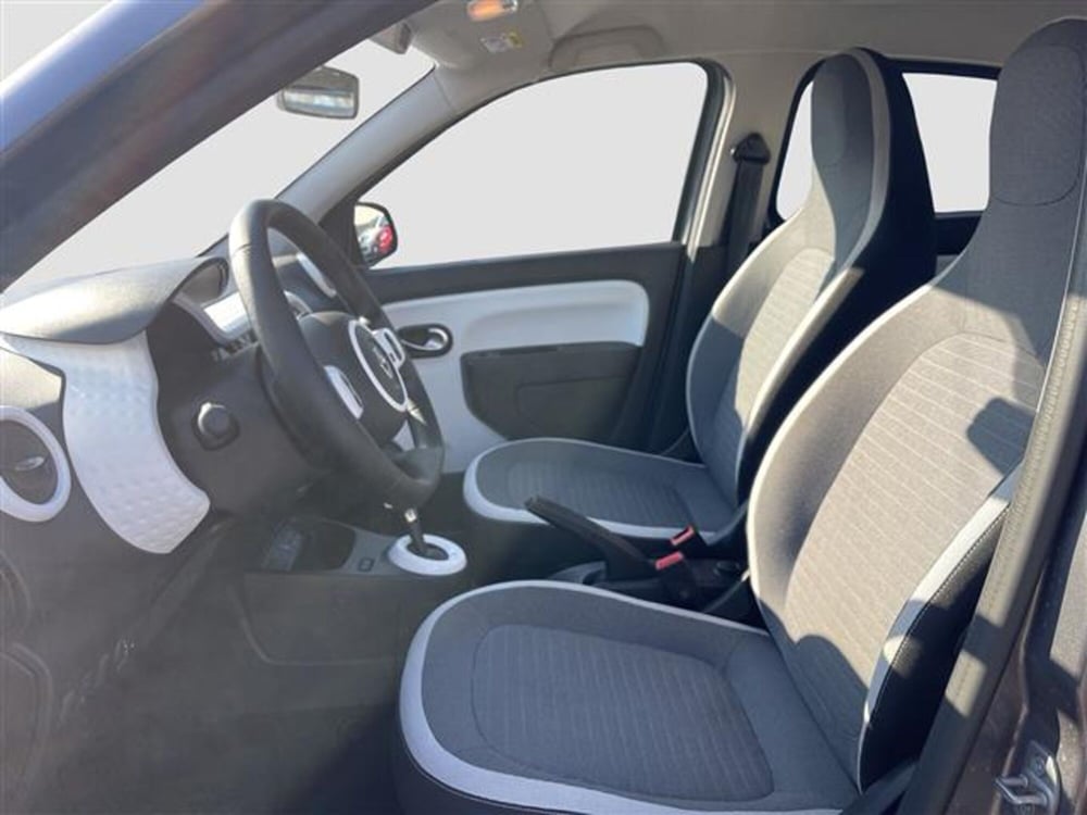 Renault Twingo nuova a Bologna (12)