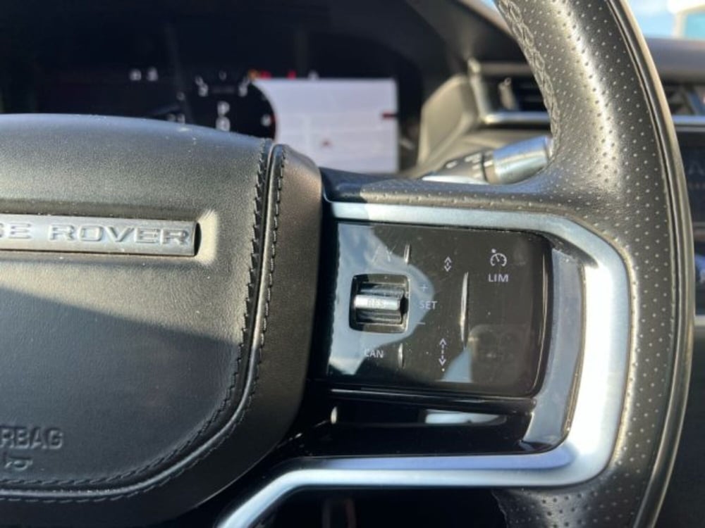 Land Rover Range Rover Velar usata a Lecce (16)
