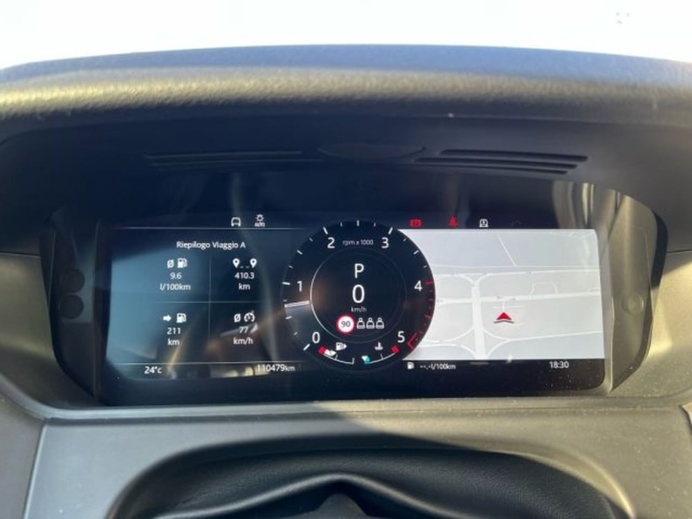 Land Rover Range Rover Velar usata a Lecce (19)