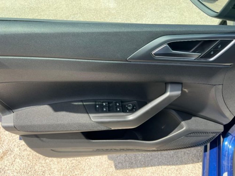 Volkswagen Taigo usata a Lecce (13)