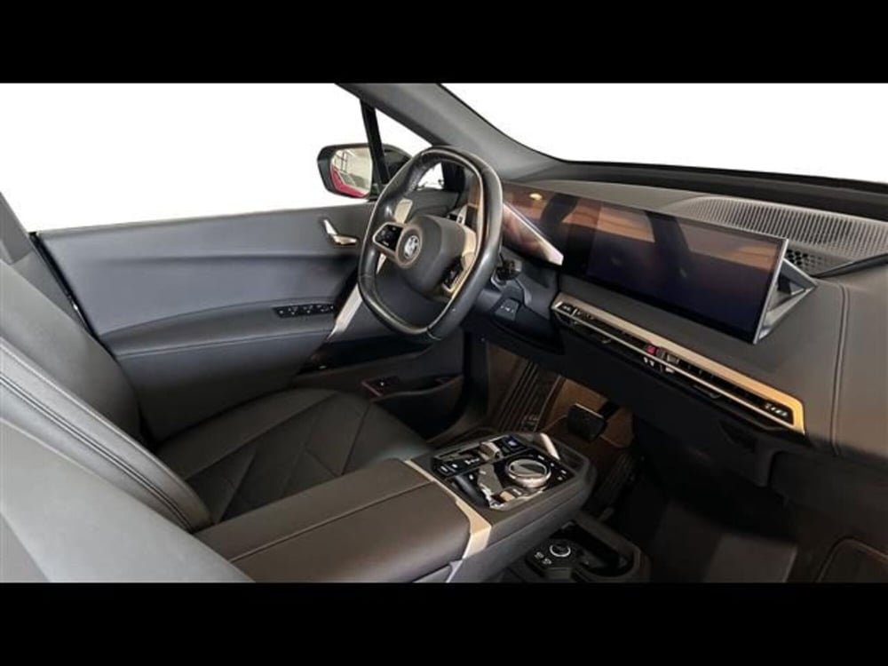 BMW iX usata a Firenze (3)