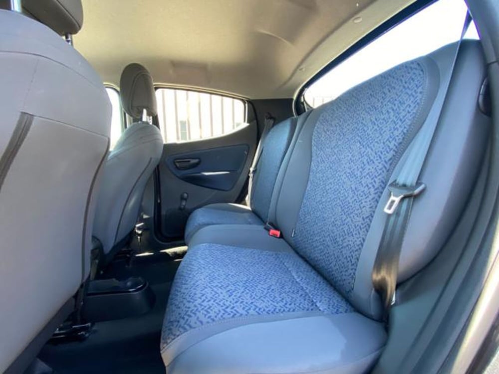 Lancia Ypsilon usata a Firenze (11)