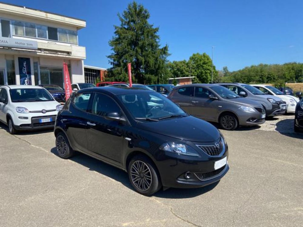 Lancia Ypsilon usata a Firenze (2)